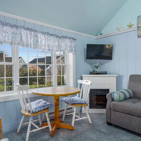 Seaside Cottages - Cottage 14 - Mist Cottage